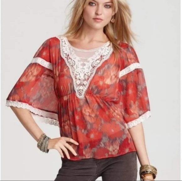 Free People Daydreamer Batwing Sleeve Lace Blouse Sz M Gypsy Boho Peasant - Picture 1 of 10